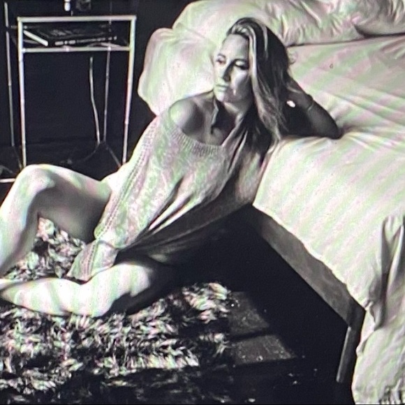 Meet your Posher, Staci - Picture 3 of 6